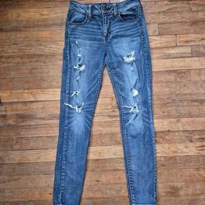 American Eagle Women's Distressed Hi-Rise Jeggings Super Stretch Blue Jeans - 4